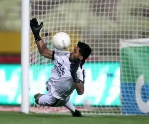 تکرار پنالتی جنجالی فولاد درست بود؟ (نظر کارشناسان داوری)