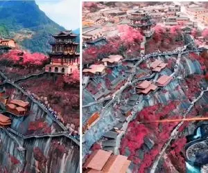زیباترین مکان‌های روی زمین؛ روستای صورتی رو وسط صخره ها ساختن یه عالمه پله داره
