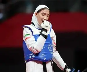 چرا مبینا نعمت‌زاده پیج شخصی خود را بست؟