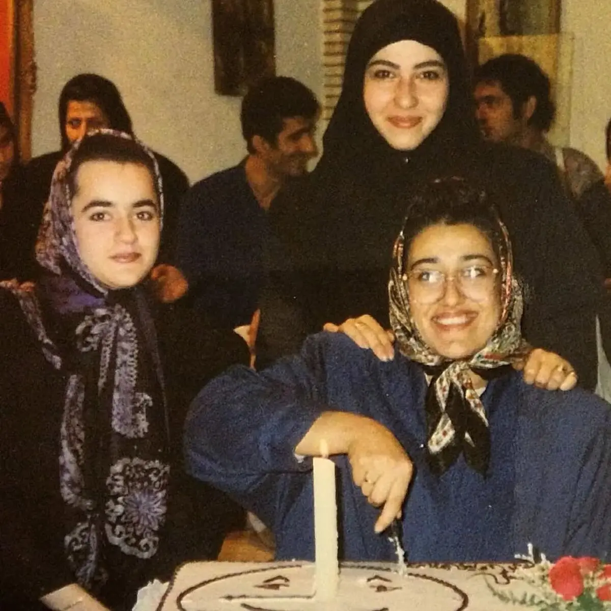 نعیمه نظام دوست