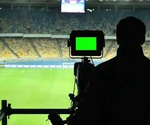 چرا صداوسیما زیر بار پرداخت حق پخش فونبال نمی‌رود؟