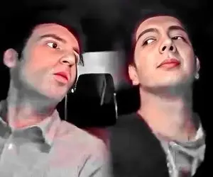 آواز احساسی؛ میگن جلو فرزاد فرزین لایو نخونین همینه جوری خوند پسره بیخیال خوندن شد