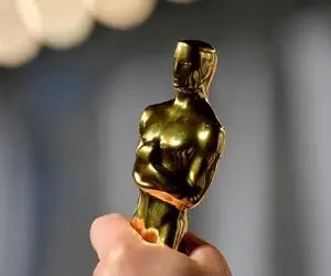 (عکس) تیپ جذاب «نازنین بنیادی» روی فرش بژِ اسکار