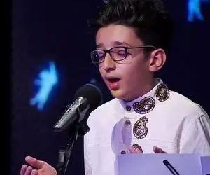 آواز اصیل؛ پارسا خائف آهنگ سخت برق چشمان تو رو عالی خوند امین حیایی با عشق نگاش میکنه