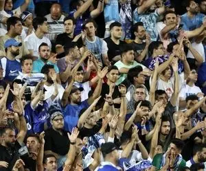 تجمع هواداران استقلال علیه نکونام