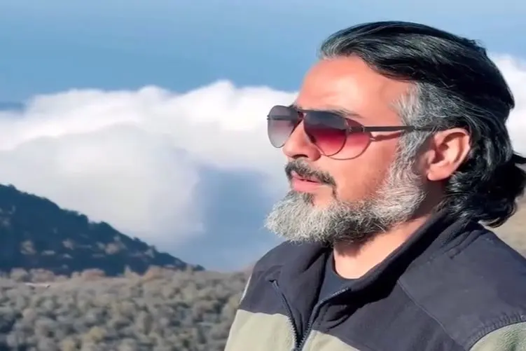 اگر دلتان لحظه ای جدا شدن از غم و اندوه دنیا رو میخواهد این آهنگ پرواز همای را بشنوید