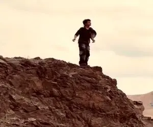 آواز احساسی؛ بنازم پسر چه صدایی چه سوزی داره کوه اکو میده موهای تنت سیخ میشه