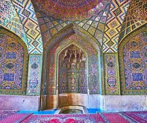 (ویدئو) سکته قلبی امام جماعت نصرآباد تفت بر بالای منبر