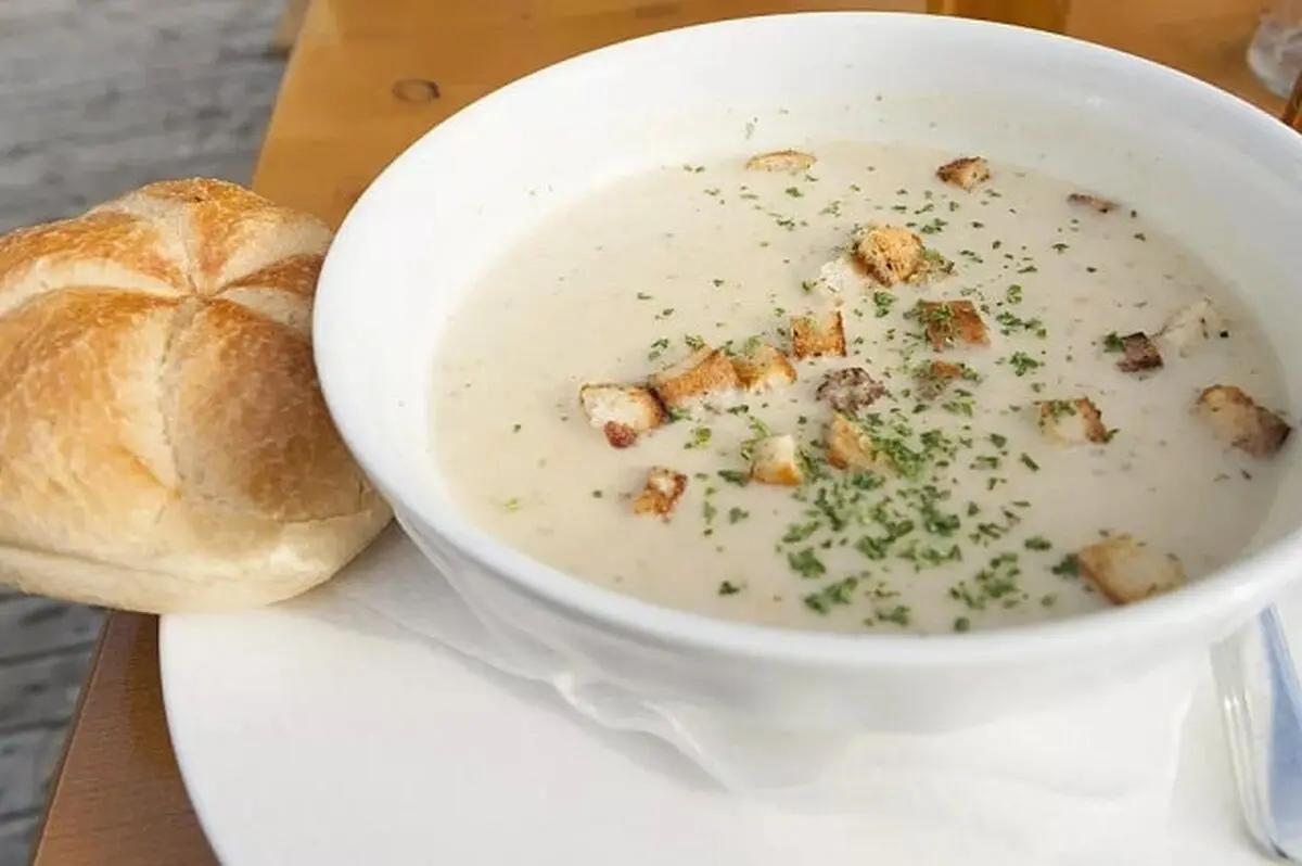 soup-morgh-khamei-۱-min