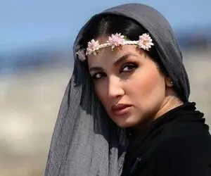 روناک یونسی از تب عاشقی اش سخن می گوید!