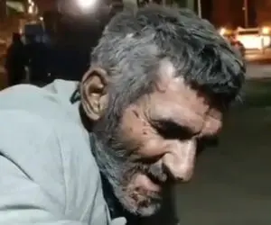آواز خیابانی؛ ببینید این پیرمرد با صدای دلنشین چه روح نواز آواز کردی می خونه