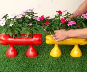 ایده های خلاقانه؛ بطری های پلاستیکی دوغ و نوشابه رو دور ننداز باهاش گلدونای رنگی بساز