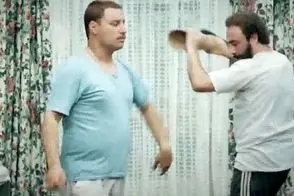 سکانس خندان/ چه رقصی میکنه عطاران/عزتی خیلی جدی داره بندری می زنه 