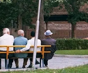 خبری که آقای وزیر داد و بازنشستگانی که نگرانی حقوق شان شدن!