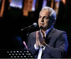 آواز بهشتی؛ مهران مدیری قبل اجرای آهنگ خواننده اونور آبی گفت همه باید باهاش بخونن