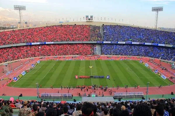 هواداران پرسپولیس و استقلال