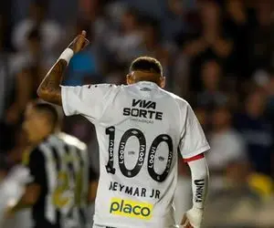 رسمی؛ قرارداد نیمار با سانتوس تمدید شد