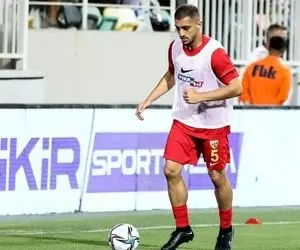 مدافع استقلالی، همبازی کنعانی زادگان می‎‌شود؟