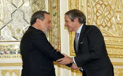 هشدار گروسی به ایران: برای جلوگیری از جنگ، اجازه بازدید به بازرسان دهید