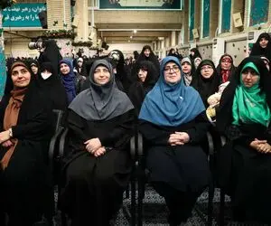 تصویری متفاوت از سخنگوی دولت در دیدار امروز با رهبر انقلاب