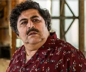 سکانس خندان/خرید های لاکچری فرهاد اصلانی از مارچوبه گرفته تا آناناس اهل محل شوکه کرده