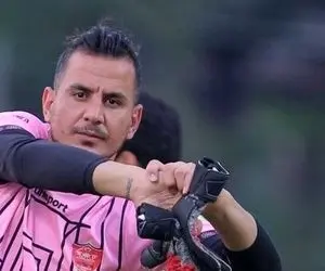 حمله حامد لک به رکورد دروازه‌بان استقلال