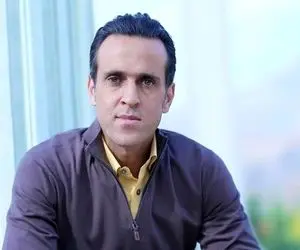 (عکس) واکنش جنجالی علی کریمی به حضور تاج در انتخابات فدراسیون فوتبال!