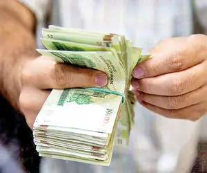 یک میلیون اسکناس، یک میلیون و ۱۰۰ هزار تومان 