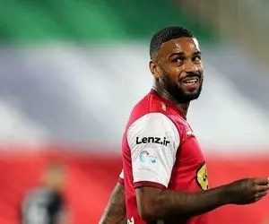 چرا پرسپولیس از لوکادیا شکایت نمی کند؟