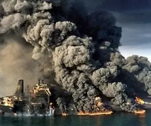 ۹ خدمه کشتی سانچی زنده اند! + فیلم