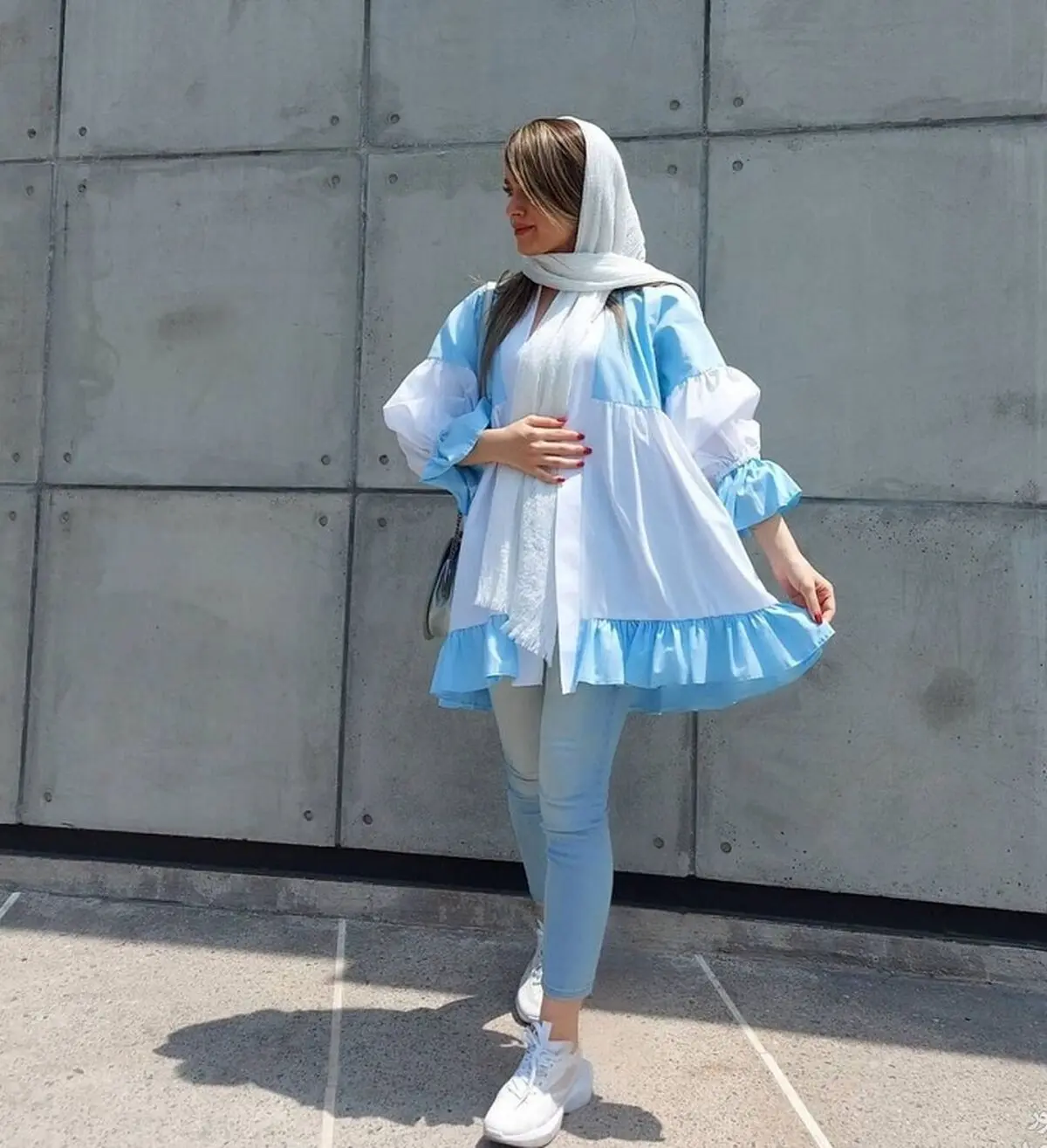 مانتو عروسکی