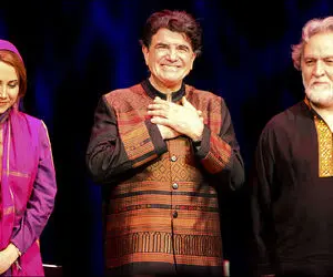 آواز خسروی؛ اجرای زیرخاکی از استاد محمدرضا شجریان وقتی برق تالار وزارت کشور قطع میشد