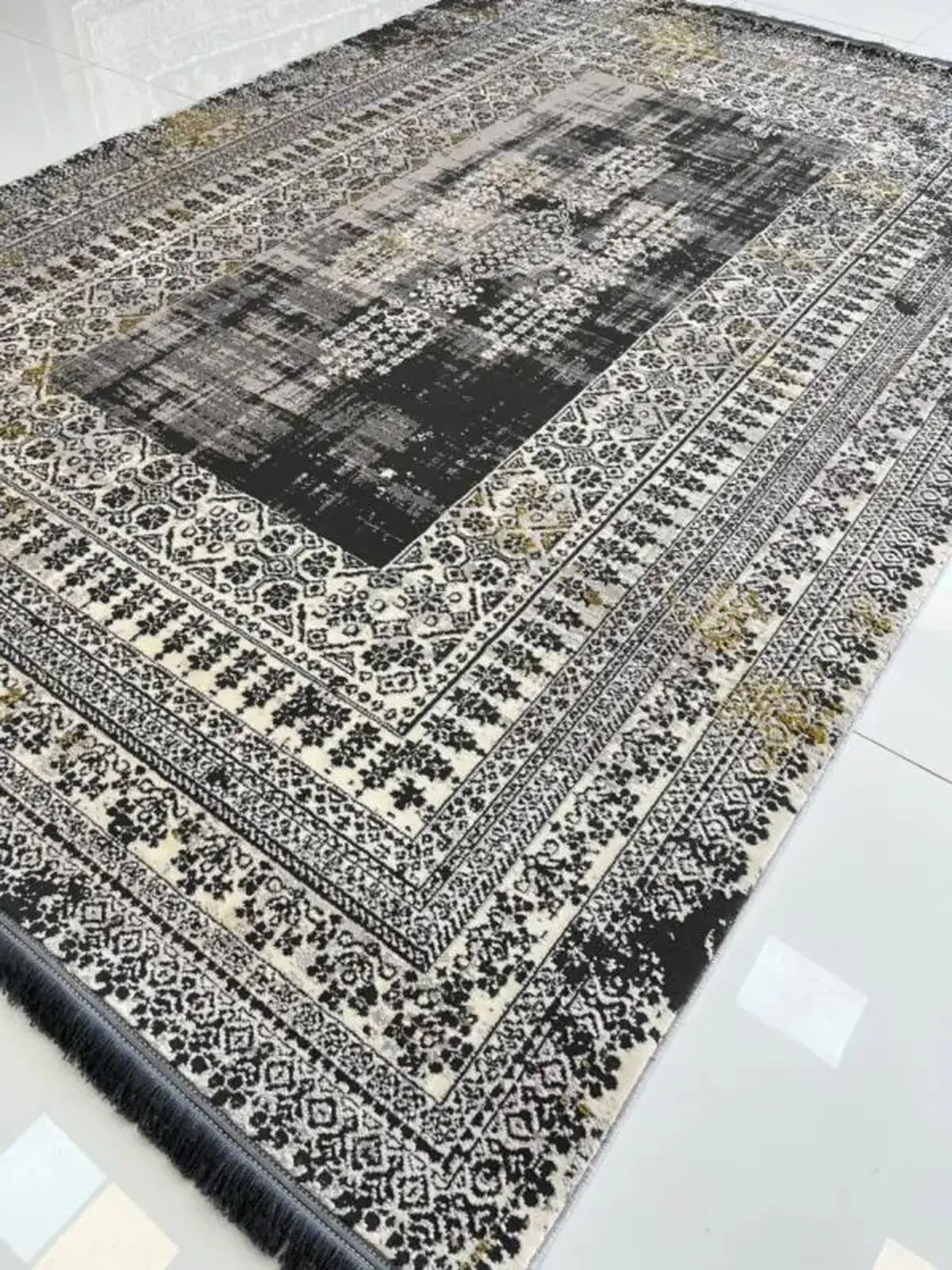ست کردن فرش آشپزخانه با کابینت