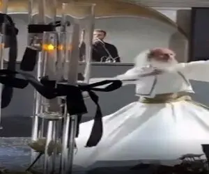 آواز احساسی؛ کلاس بازی جدید: تو مراسم ختم آدم آووردن برقصه! چند میگیری برقصی؟