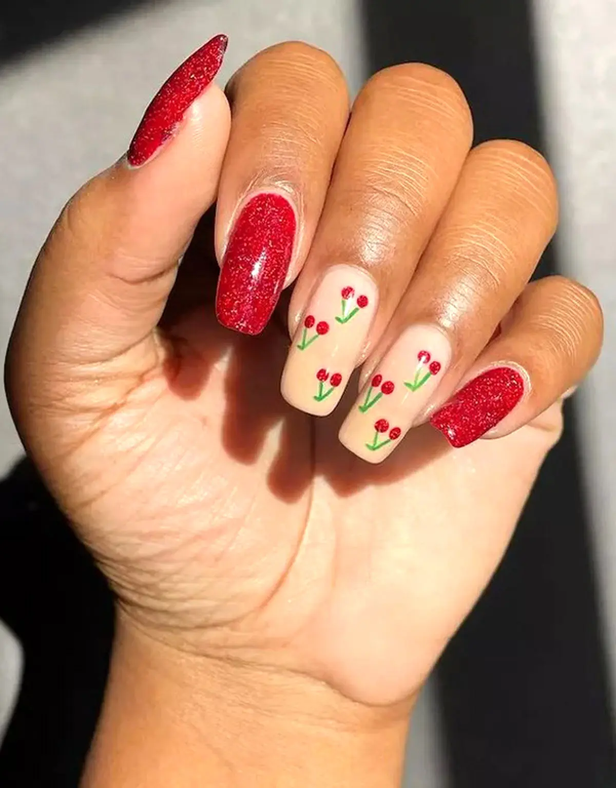 red-nail-model-for-girls-3