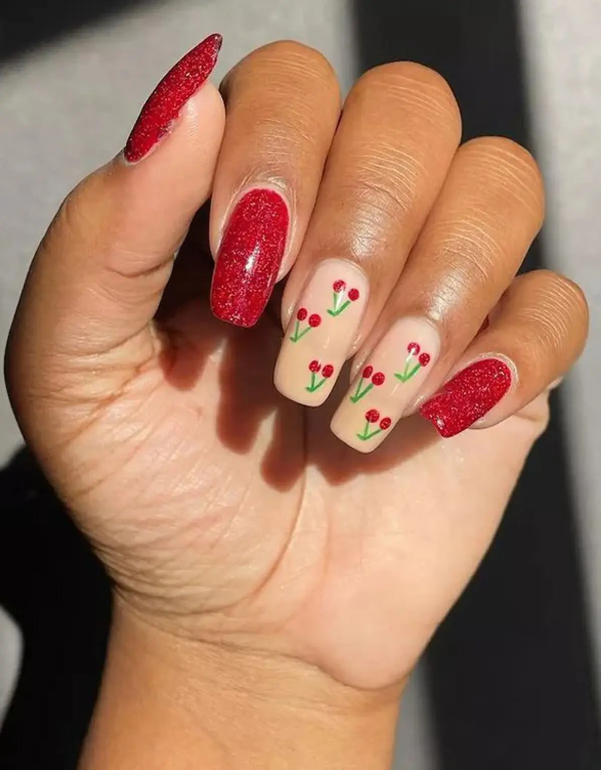 red-nail-model-for-girls-3