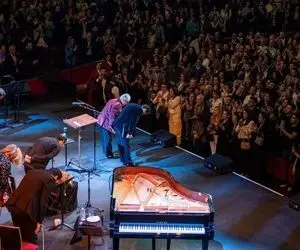 آواز اصیل؛ همایون شجریان با اجرای این آهنگ رویال آلبرت هال لندن رو منفجر کرد