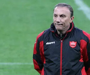 پیشکسوت پرسپولیس: با این روش، تیم در جام حذفی هم قهرمان نمی‌ شود!