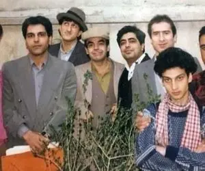 سکانس خندان؛ تو ساعت خوش رادش با کله سوار ماشین میشه و عطاران سکندری می خوره