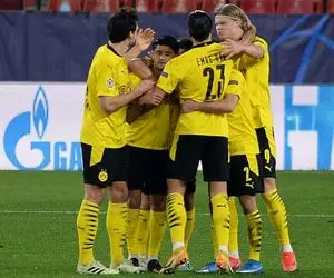 سویا ۲ - دورتموند ۳/ کامبک زنبورها در اسپانیا