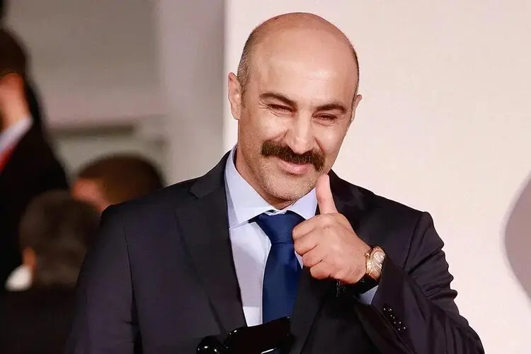 محسن تنابند: جدی نگیرید