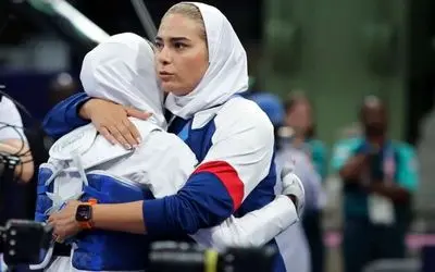 ناهید کیانی مشاورهای درستی ندارد