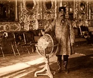 یک عکس یک روایت؛ ناصرالدین شاه دوران حکومتش نخستین کره جواهراتی جهان را آفرید