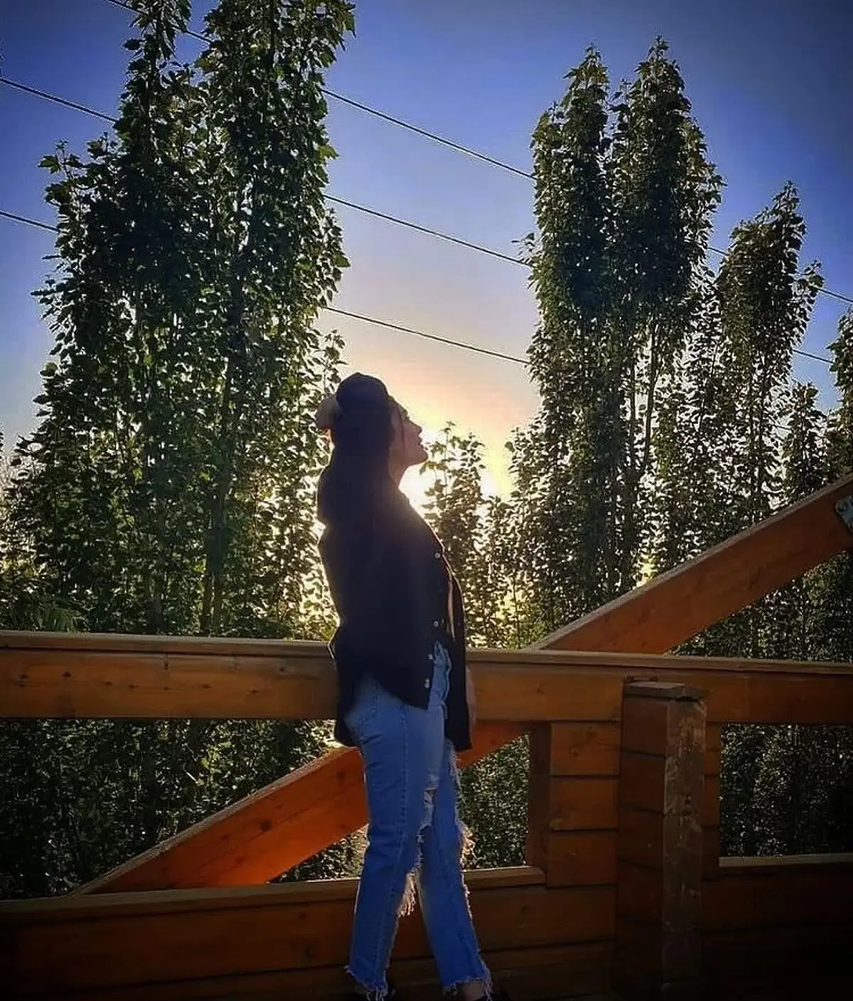 25