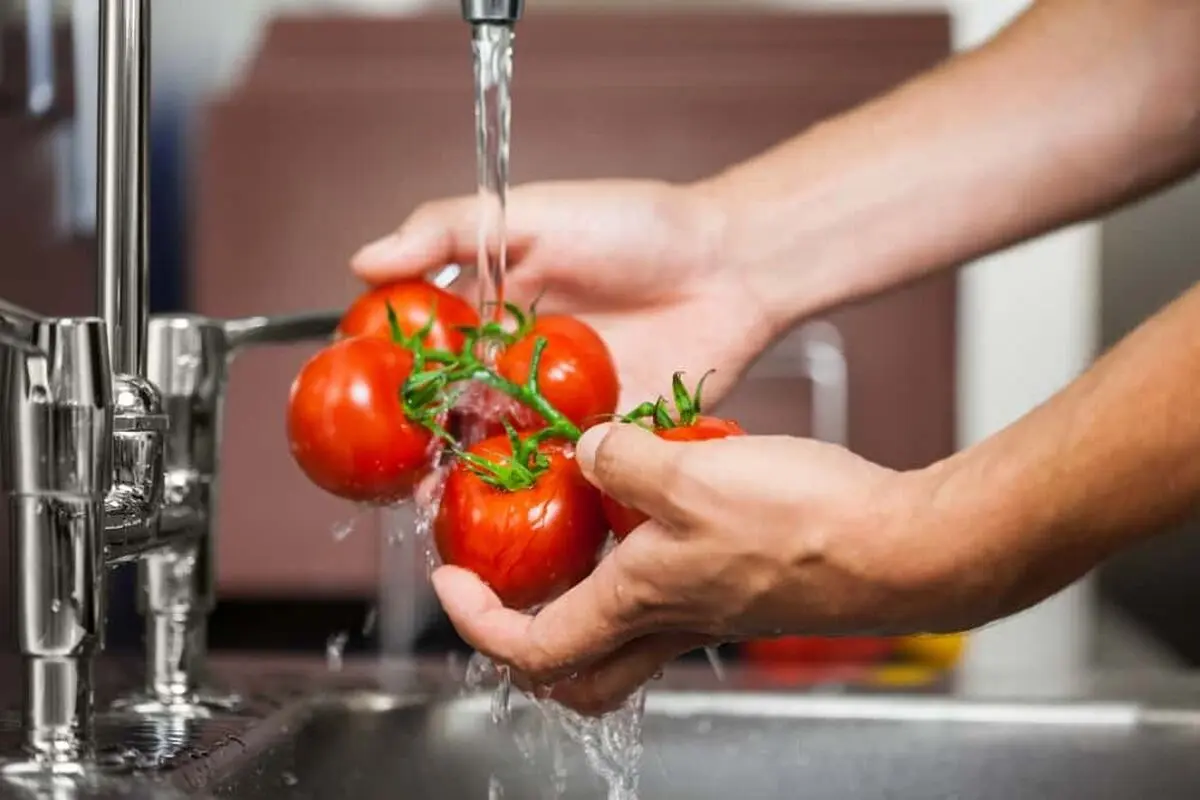 Wash-Fruit-and-Vegetables-03
