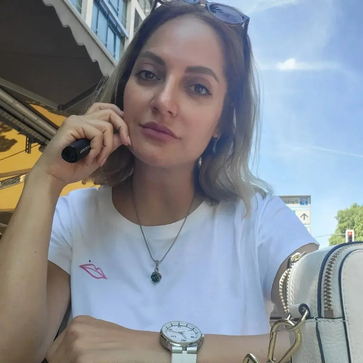 mahnaz