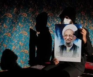 او پیکر روحانیون سرشناس را به خانه می برد و غسل می دهد!