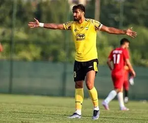 مغانلو در سپاهان می ماند؟