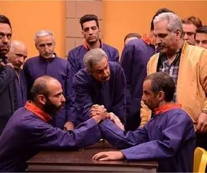 سکانس خندان/دیدین دوم ژئوفیزیکیوم با زبون فیلیپینی جواد رضویان پشت صحنه رو برده هوا