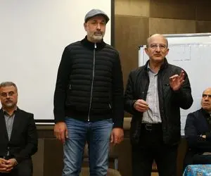 رویای نیمه‌شب استقلال؛ چگونه یک تماس سرنوشت بوژوویچ را تغییر داد؟